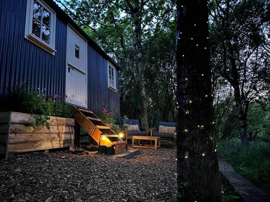 Cornwall Woodland Shepherd'S Hut - Dennis Hut Bodmin Zewnętrze zdjęcie